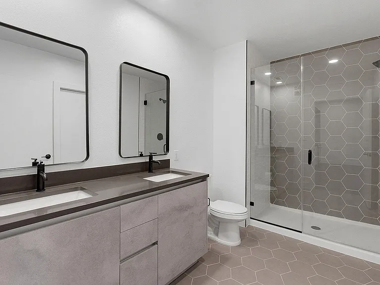 4315 S Congress Ave #202 — Photo 8