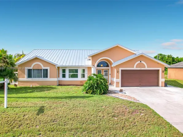 518 SW Lacroix Ave, Port Saint Lucie, FL 34953
