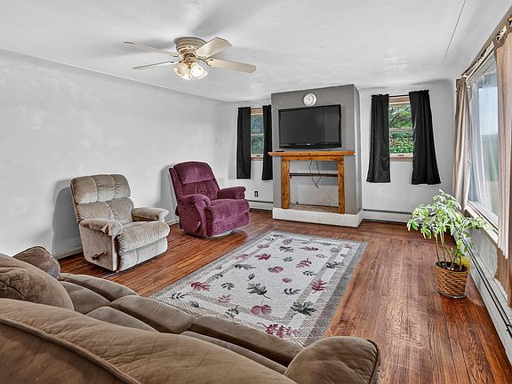 4th image of 5441 N Huron Rd