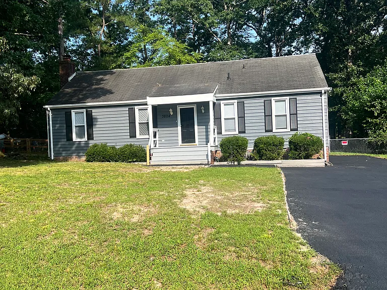 3804 Windcry Dr — Photo 2