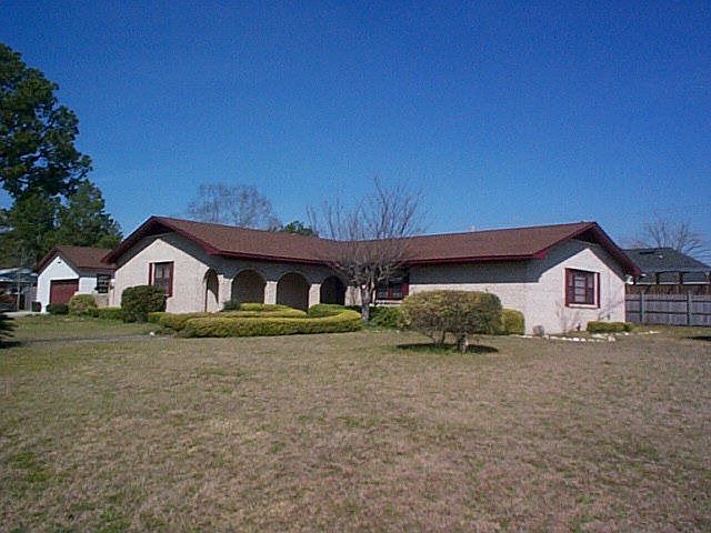 1st image of 1100 Breckenridge Dr
