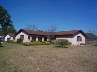 1100 Breckenridge Dr, Adel, GA 31620