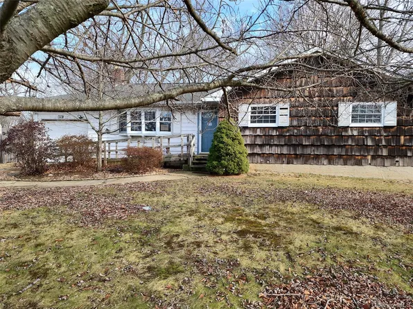267 Woodhull Avenue, Port Jefferson Station, NY 11776