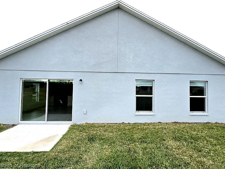 3120 Calypso Dr — Photo 28