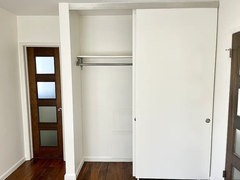5261 E The Toledo #7 — Photo 10