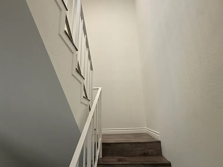 1751 S Bentley Ave #7 — Photo 12