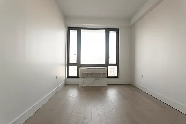 Rented by Bushburg | media 48