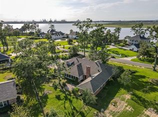 6 River Ln, Lake charles, LA 70605
