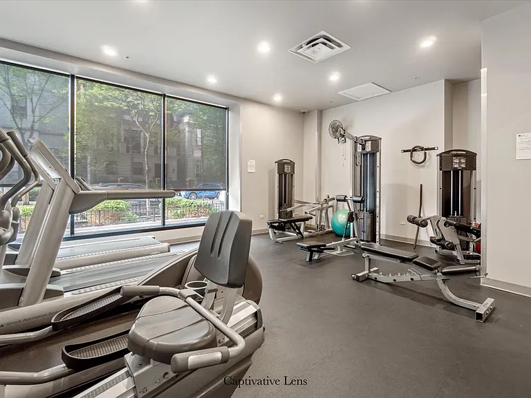 451 W Huron St #1507 — Photo 18
