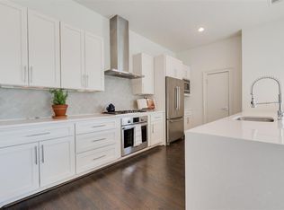 4121 Driscoll St, Houston, TX 77098