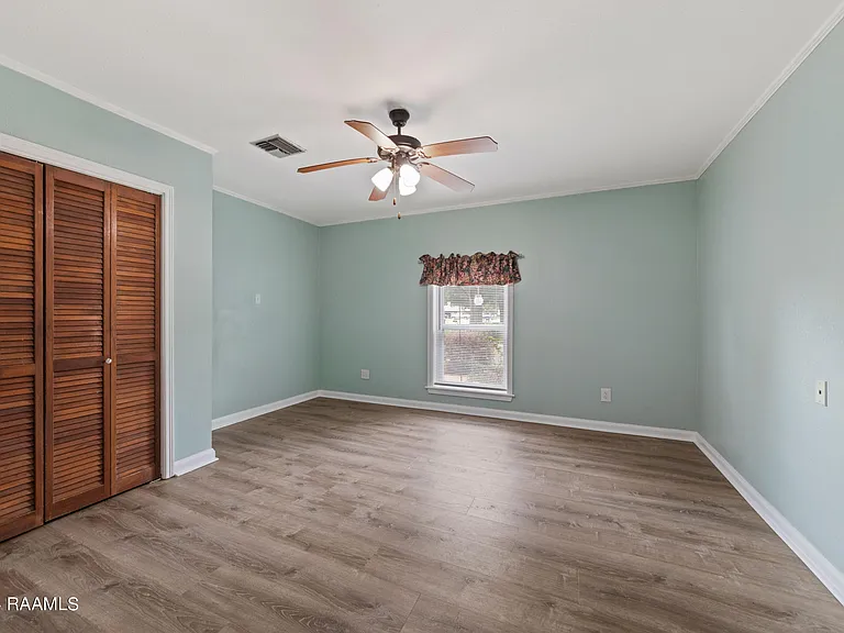 218 Debby Dr — Photo 24