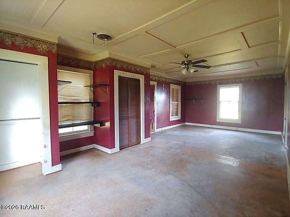 3rd image of 5711 Derouen Rd