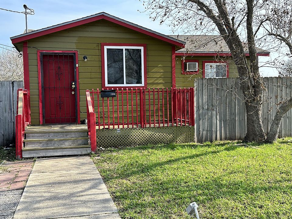 1st image of 1334 Clare Dr