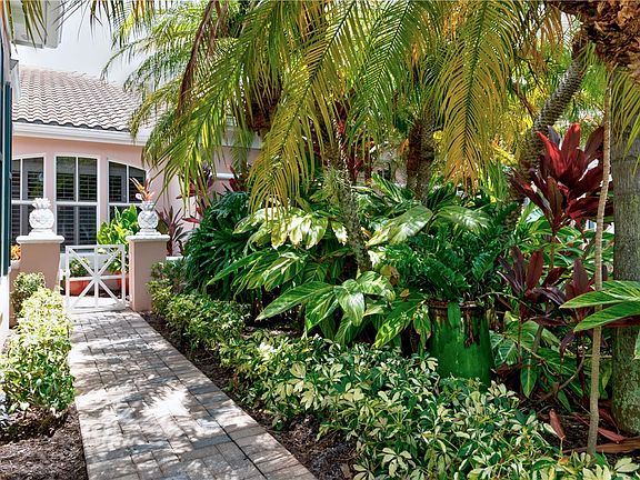 3rd image of 5060 Saint Josephs Island Ln