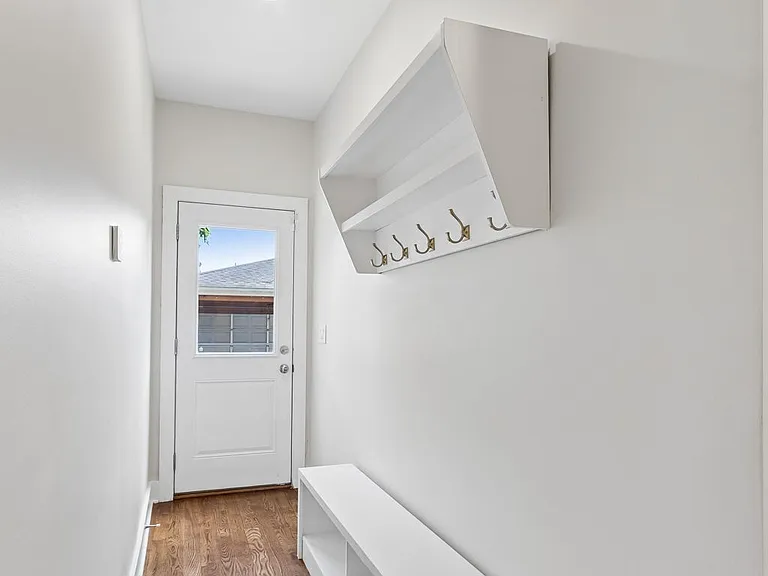 6214 California Ave #A — Photo 37