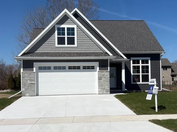 N9359 Gemstone Ct, Appleton, WI 54915