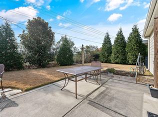 1205 Old Bramble Ln, Fuquay Varina, NC 27526