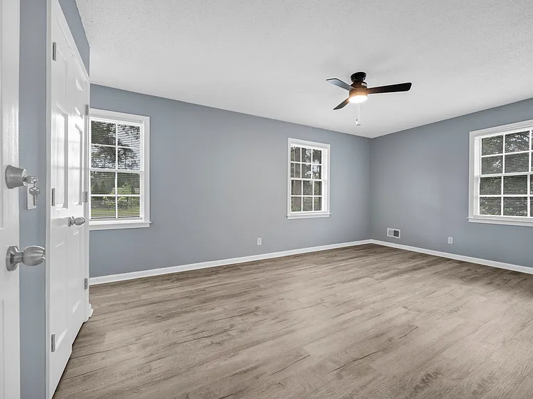 2901 Chatsworth Rd #B — Photo 15