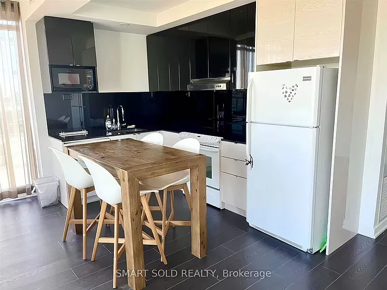 121 McMahon Dr #3208 — Photo 5