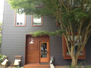 6052 33rd Ave NE, Seattle, WA 98115