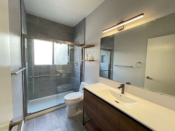3rd image of 1913 Magdalena Cir APT 110