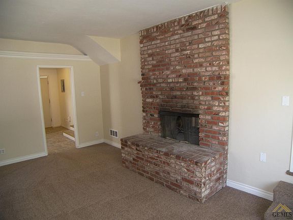 5th image of 3031 Sunset Ave