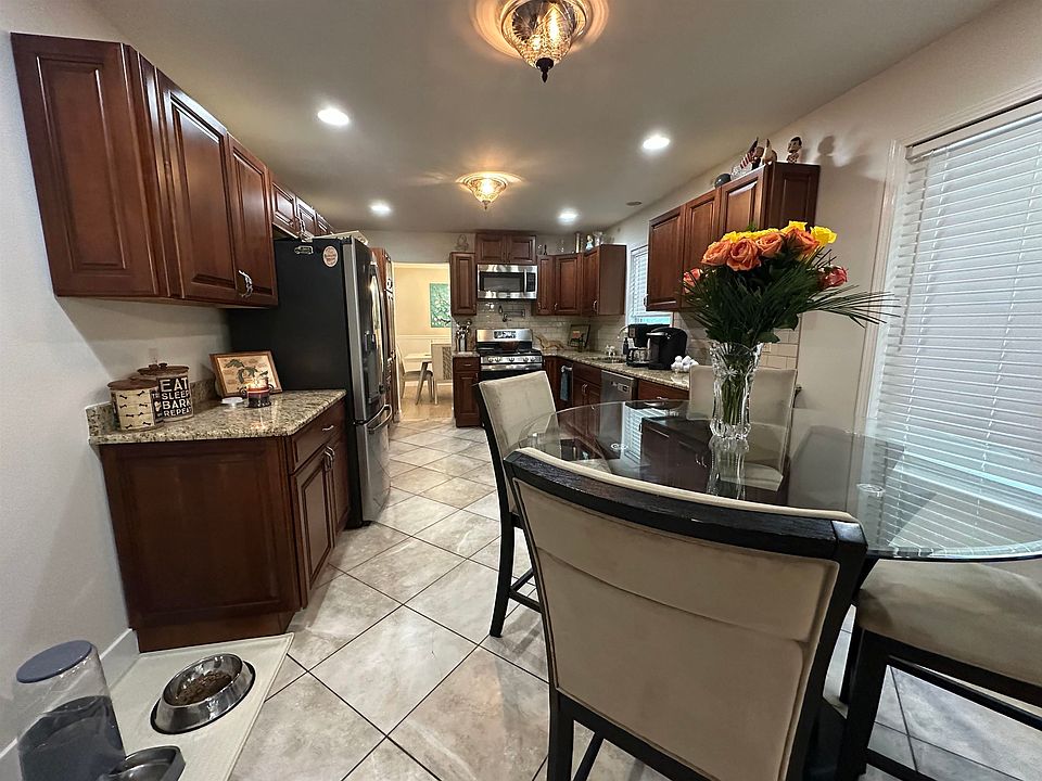 34335 Lakewood Dr, photo 9