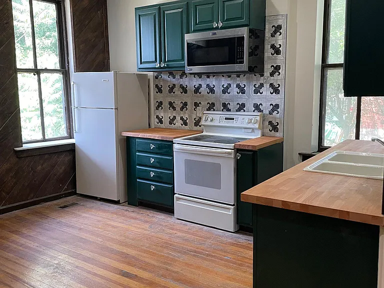 3535 Wisconsin Ave #1 — Photo 8