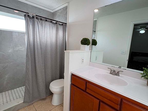 Primary Updated Ensuite Bathroom
