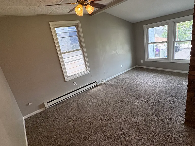 359 4th Ave #2 — Photo 3