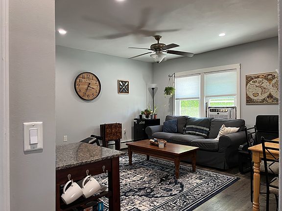 3rd image of 323 Willow Ave Floor 2