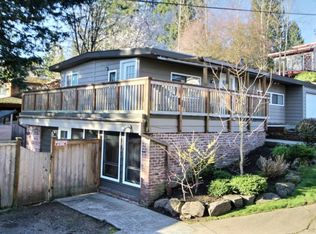 715 S 104th St, Seattle, WA 98168