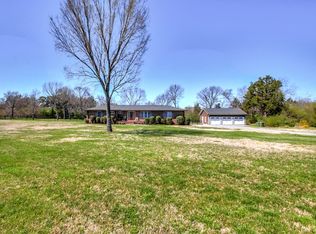 136 Rocky Rd, Lebanon, TN 37087