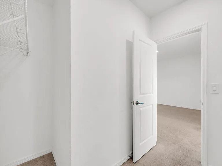 Master bed room closet
