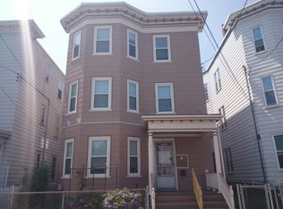 37 Harbor View St, Dorchester, MA 02125