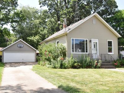 2812 Cleveland AVENUE, Racine, WI, 53405