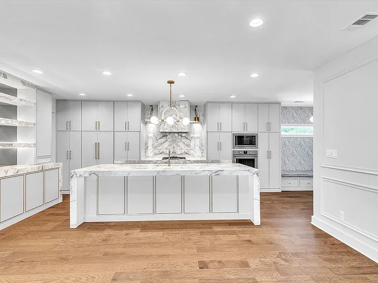 158 Bluffside Cir — Photo 10