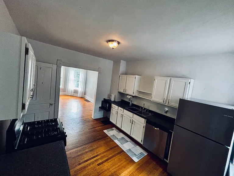 821 Fairmount St SE #821 — Photo 15