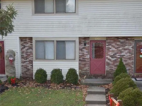 2325 Firethorn Rd, Bridgeville, PA 15017