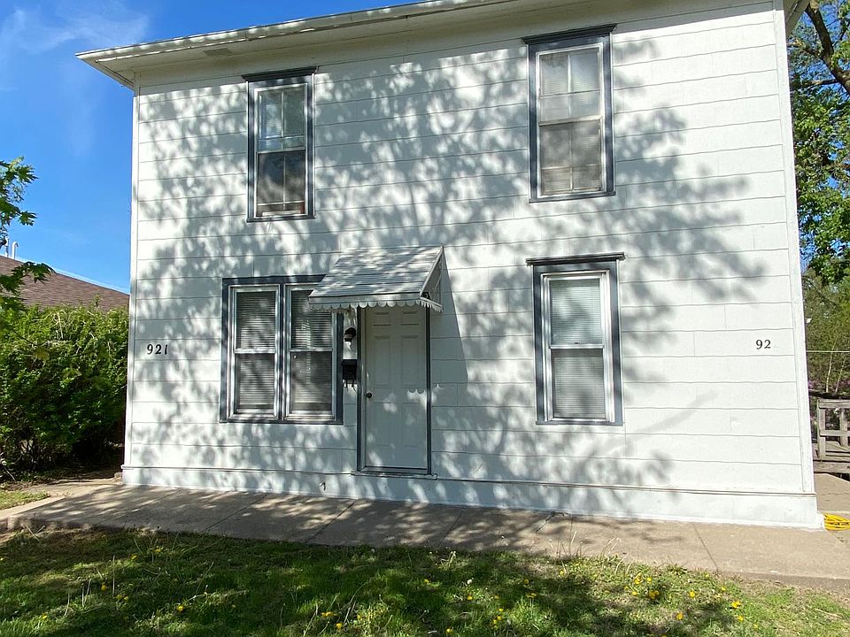 921 N 6th St Beatrice NE 68310 Zillow