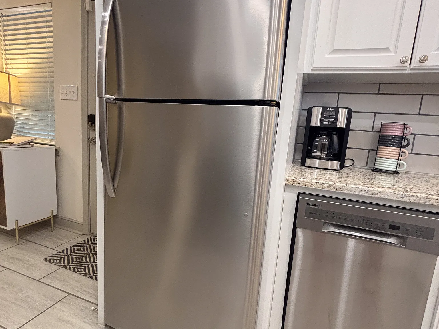 2 bed, 1457 sqft, $2,750 — Photo 3
