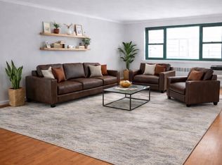 210 Atlantic Ave APT C1g, Lynbrook, NY 11563