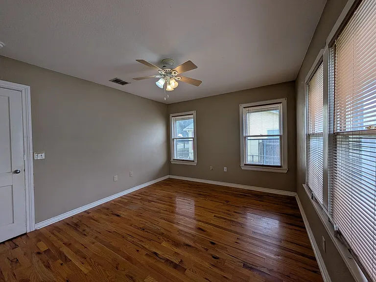 1185 W Mill St — Photo 19