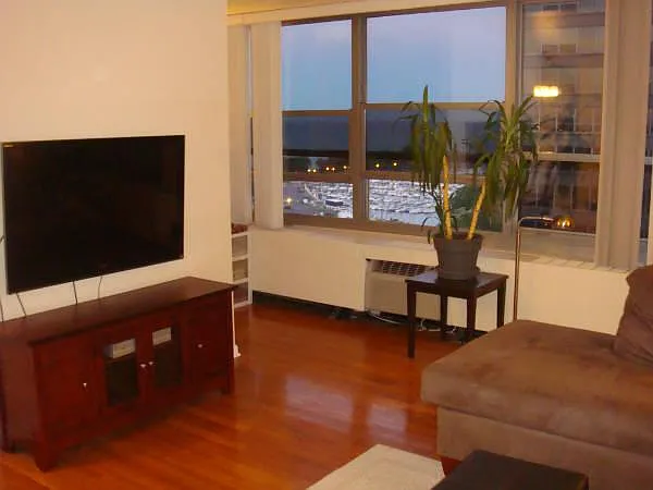 1 bed, 1.0 bath, $1,800 — Photo 3