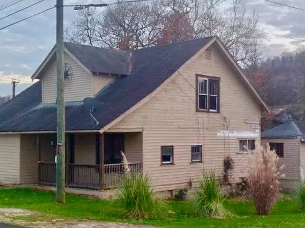 1324 Winifred St, Greenup, KY 41144