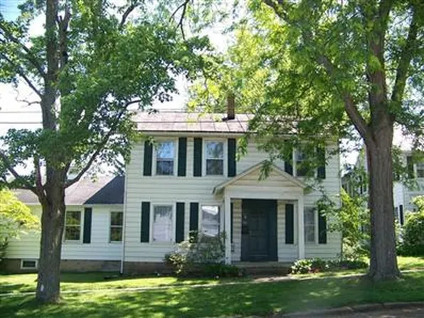 49 E Sandusky St, Fredericktown, OH 43019