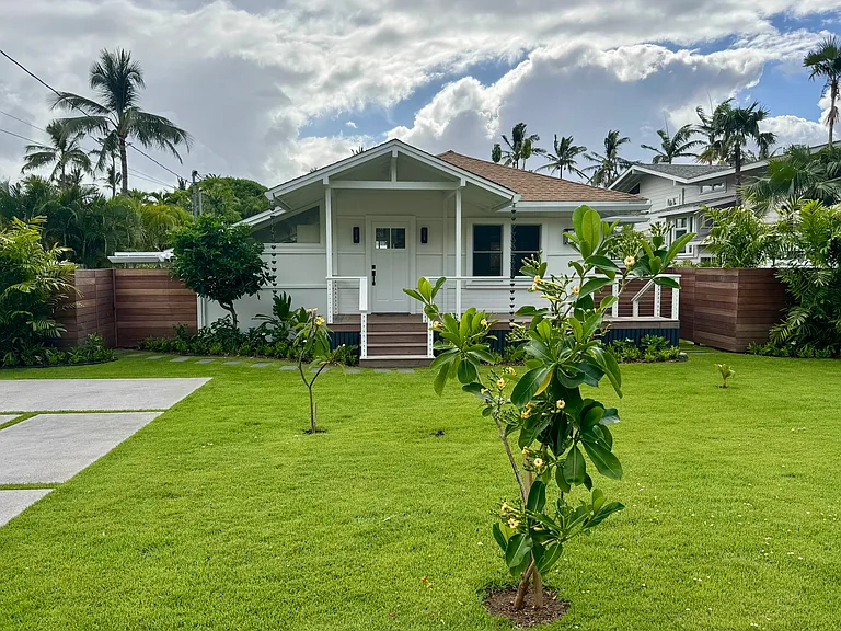 1454 Aalapapa Dr — Photo 2