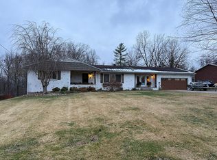 427 Pine Hill Estates Rd, Kenova, WV 25530