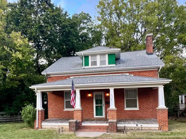 511 Bowling St, Staunton, VA 24401