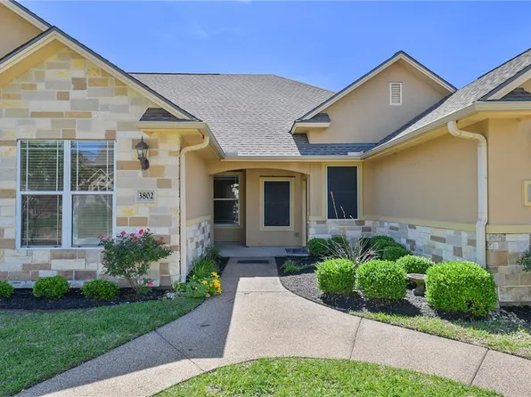 3802 Blackhawk Ln, College Station, TX 77845